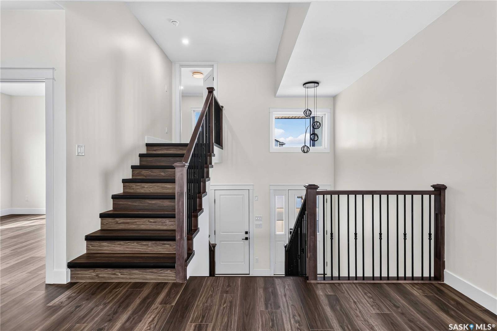 1211 Nightingale TERRACE, Saskatoon, SK S7L 7N5