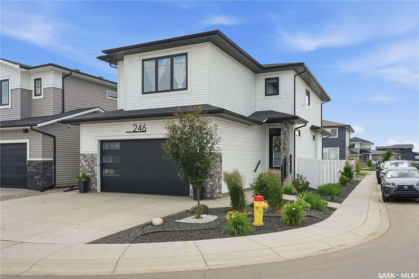 246 Prasad MANOR, Saskatoon, SK S7V 1L4