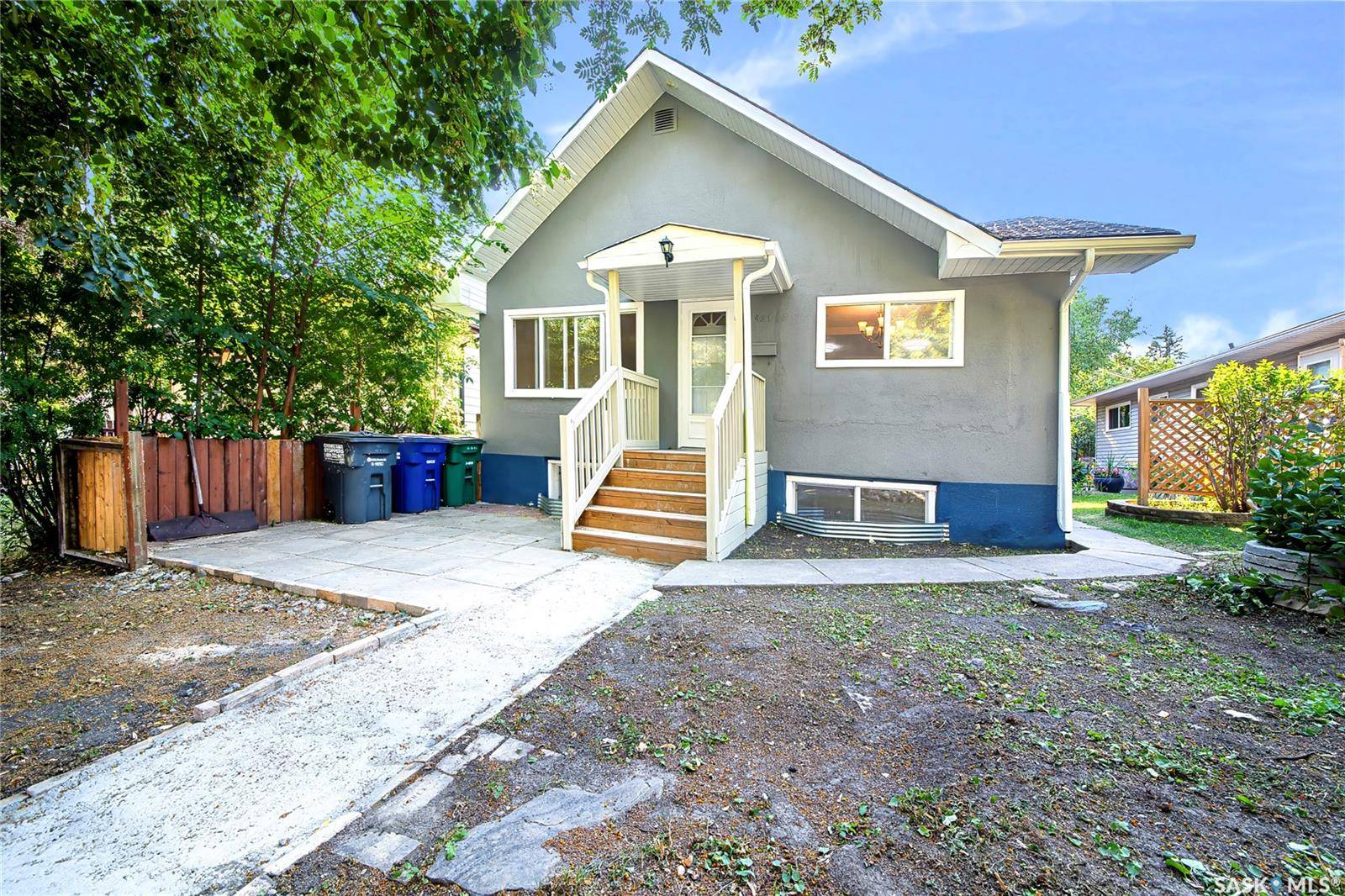 451 R AVENUE S, Saskatoon, SK S7M 2Z4