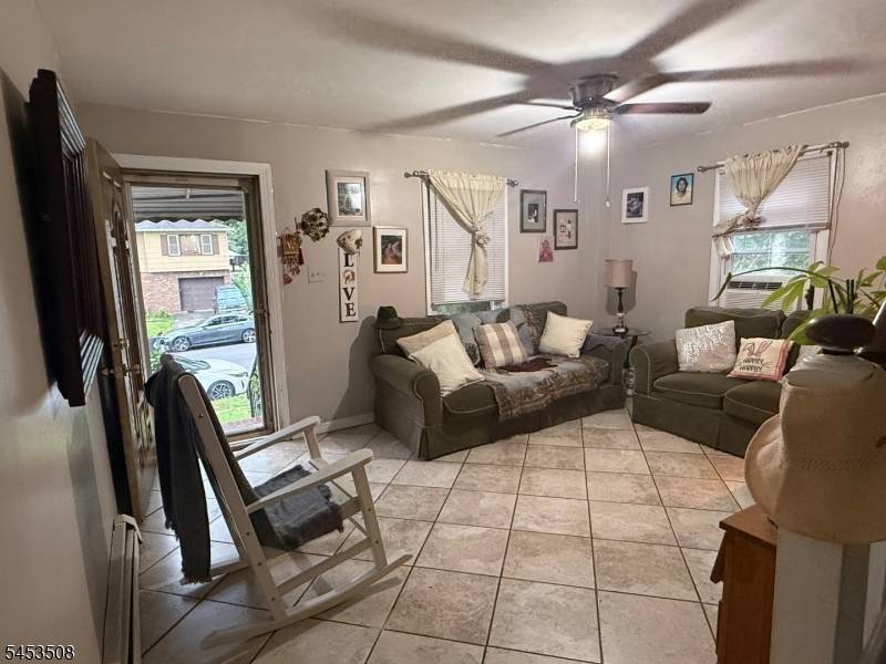 330 E Lake Ave, Rahway City, NJ 07065