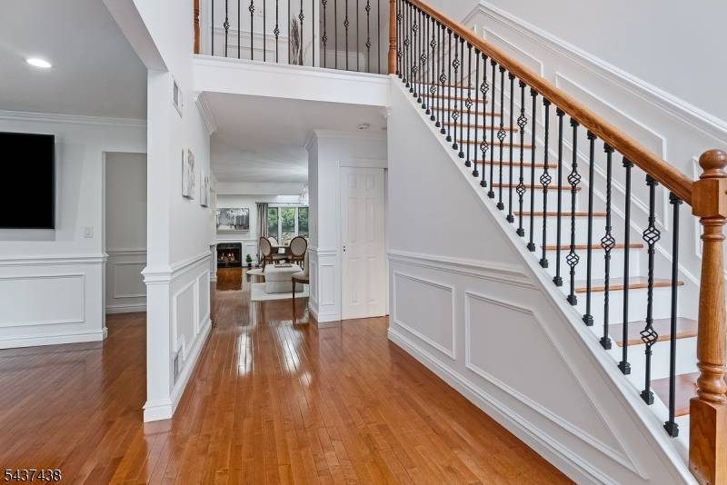 22 Averell Dr, Parsippany-troy Hills Twp., NJ 07950