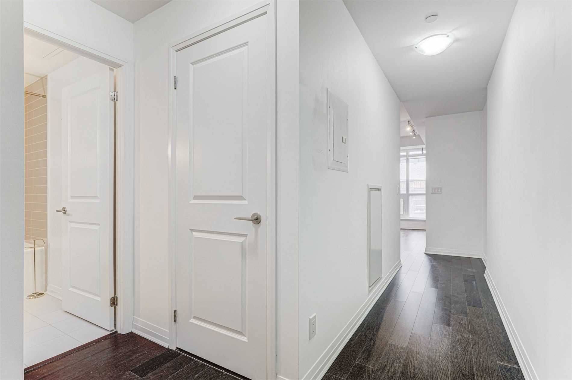 8 Mercer St ST #317, Toronto C01, ON M5V 0C4