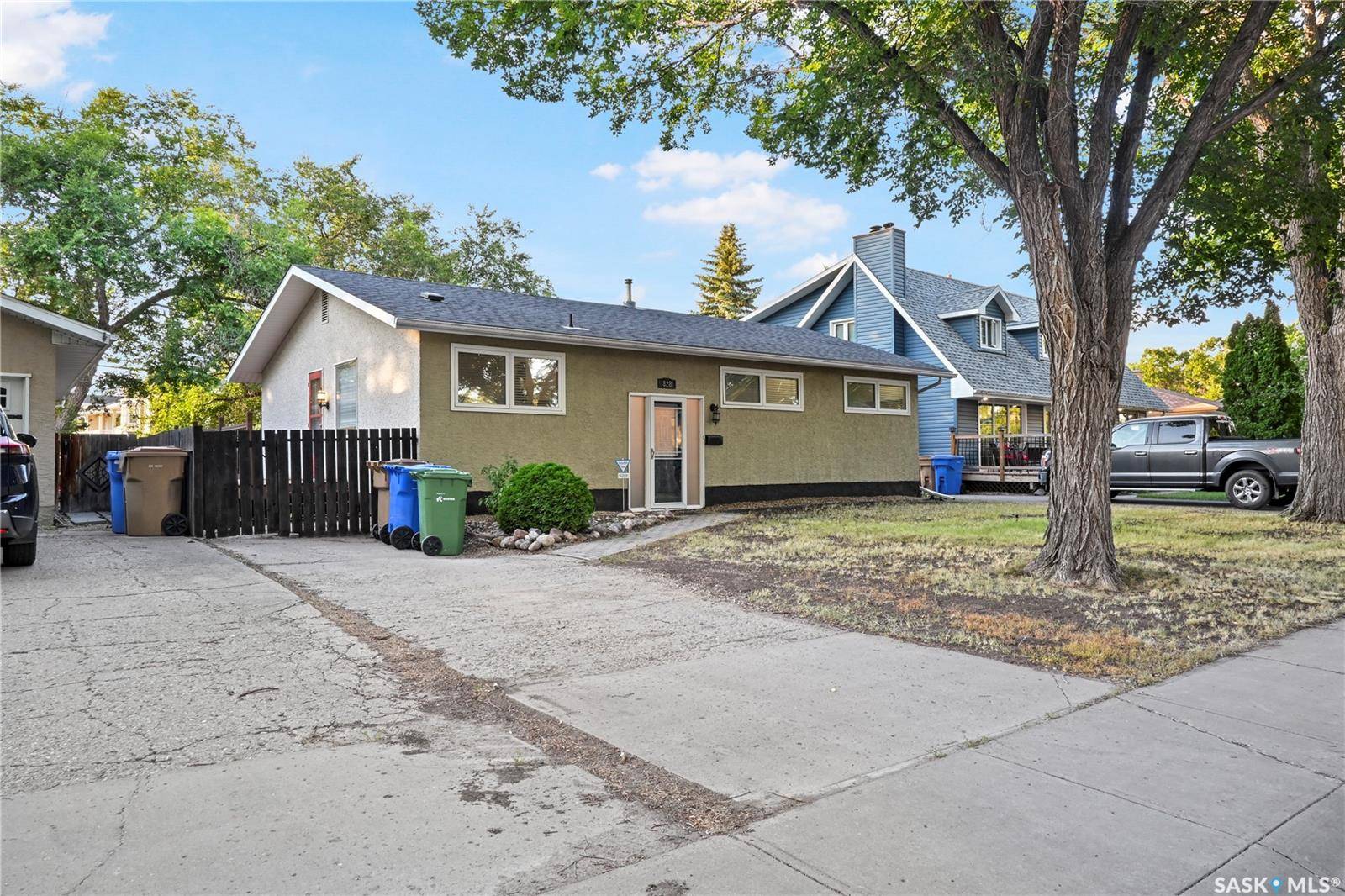 828 Shannon ROAD, Regina, SK S4S 5K2