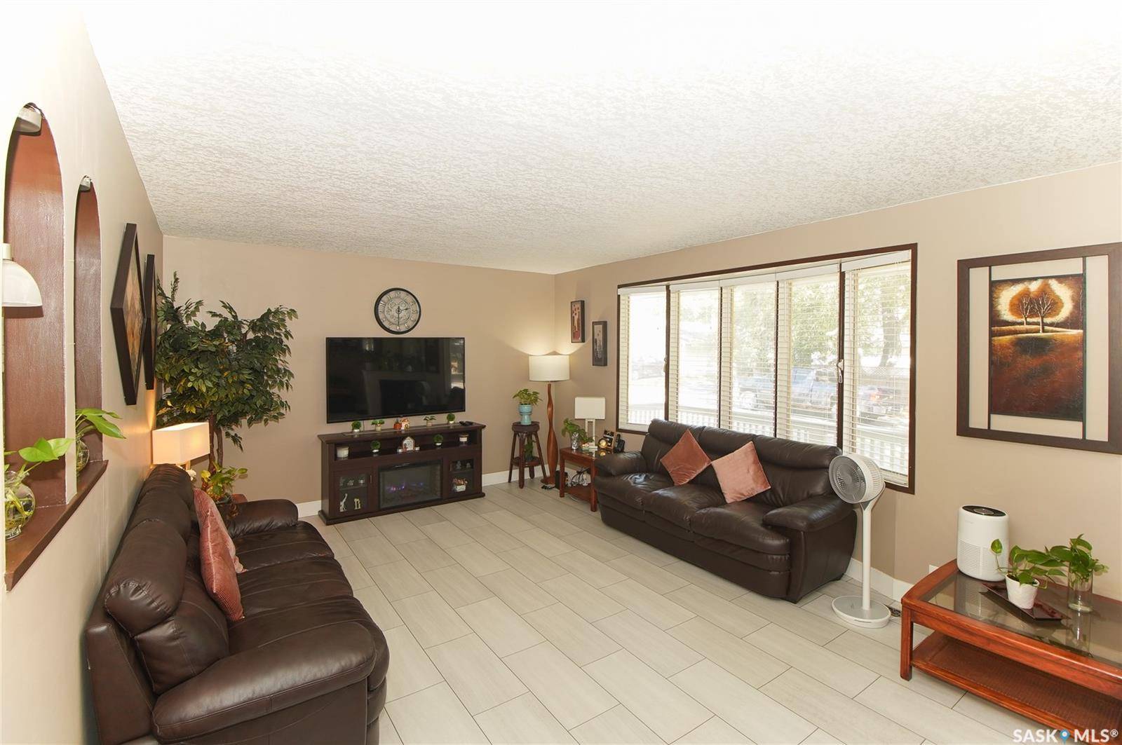 18 KYLE STREET, Regina, SK S4R 6R6