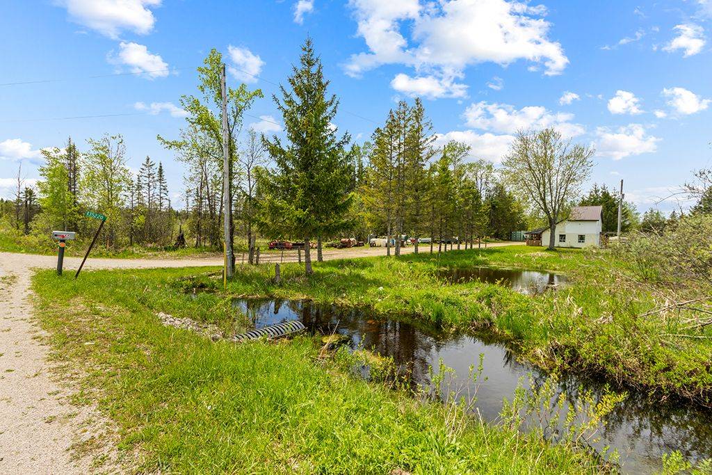135220 Concession Road 8 RD, Chatsworth, ON N0H 1K0