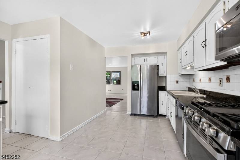 71 Highview Dr, Woodbridge Twp., NJ 07095