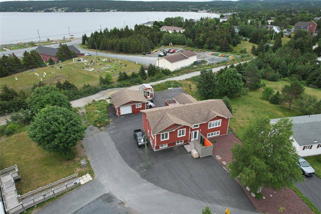 18 Wilsonville Avenue, Clarke’s Beach, NL A0A1W0