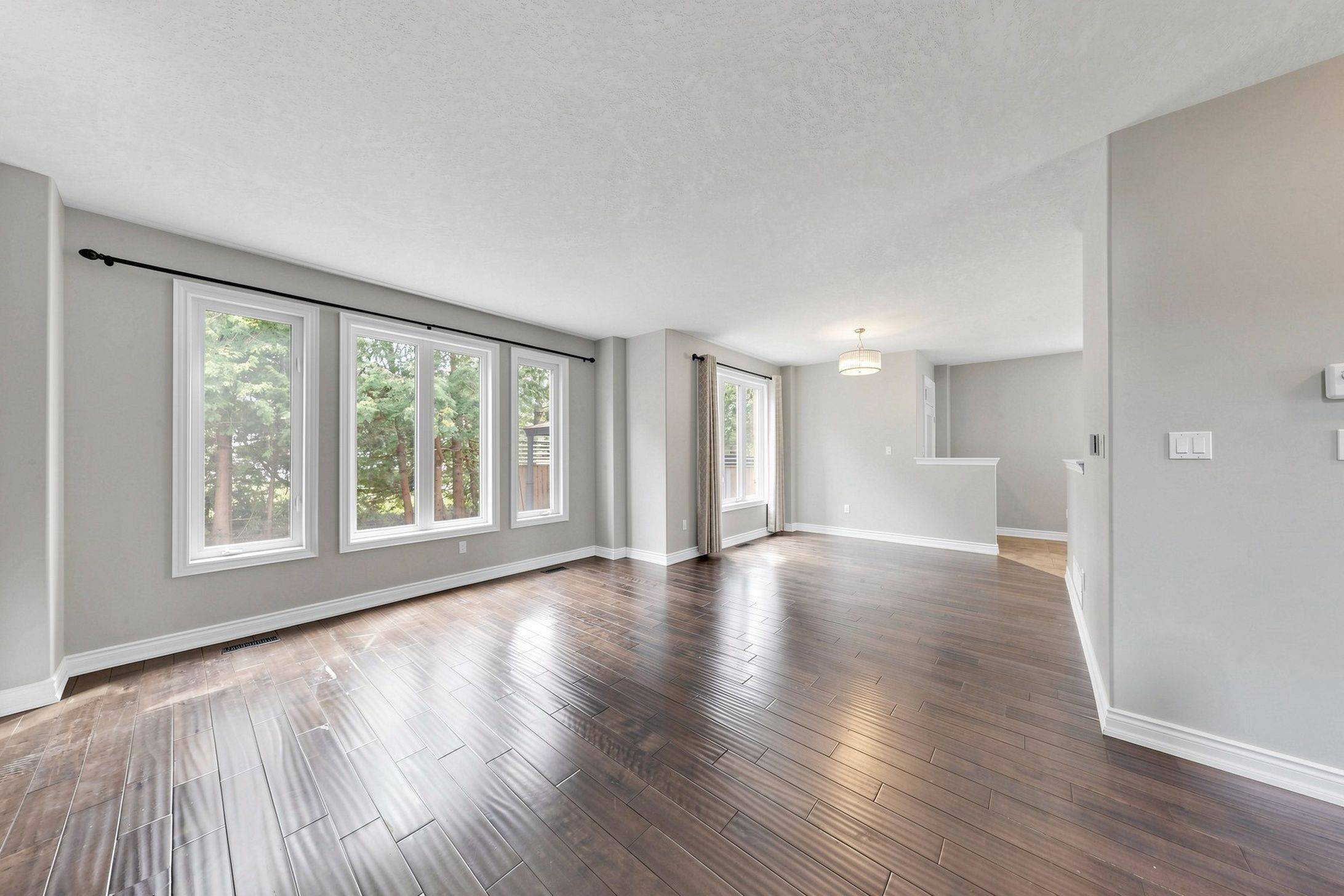35 Auburn CT, Barrie, ON L4N 6G9