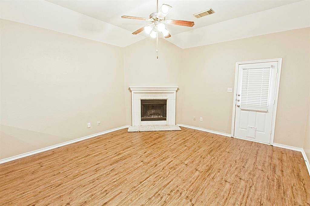 4009 Hidden Meadow Court, Princeton, TX 75407