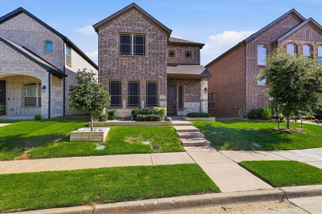 163 Mccartt Drive, Lewisville, TX 75067