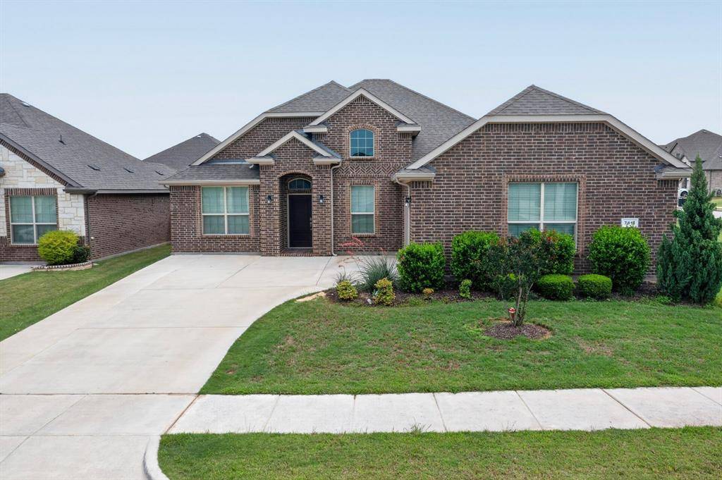 7811 Links Drive, Arlington, TX 76001