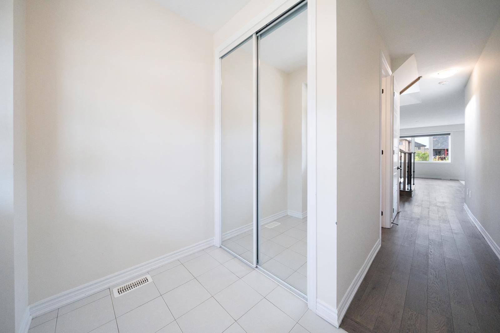 305 Vanilla TRL, Thorold, ON L2V 0K8