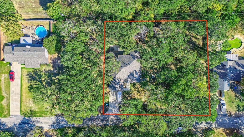 610 Deleon Street, Denison, TX 75020