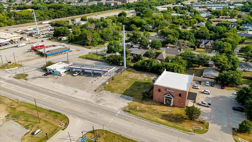 205 E Byron Nelson Boulevard, Roanoke, TX 76262