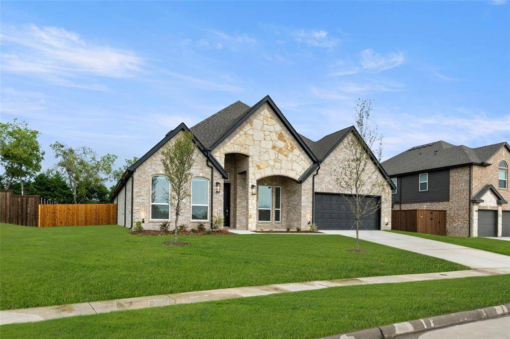 1911 Aspen, Cedar Hill, TX 75104