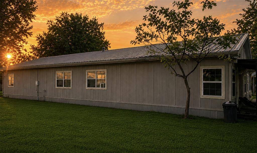 129&131 N Dunbar Lane, Emory, TX 75440