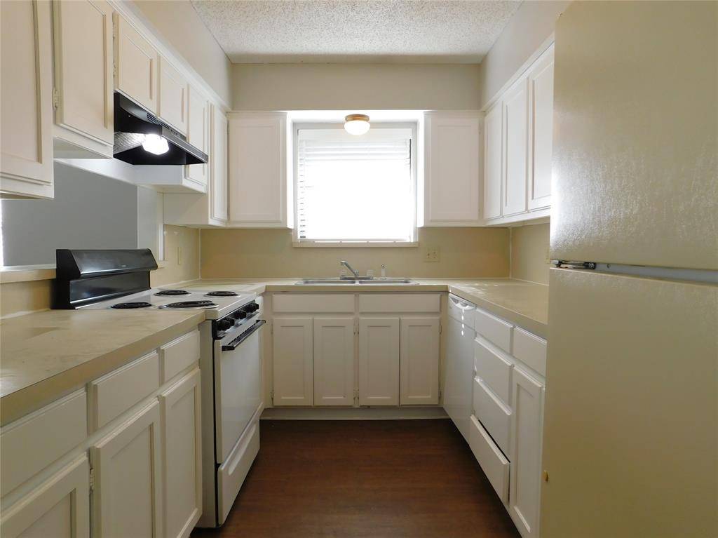 2214 Bernard Street, Denton, TX 76205