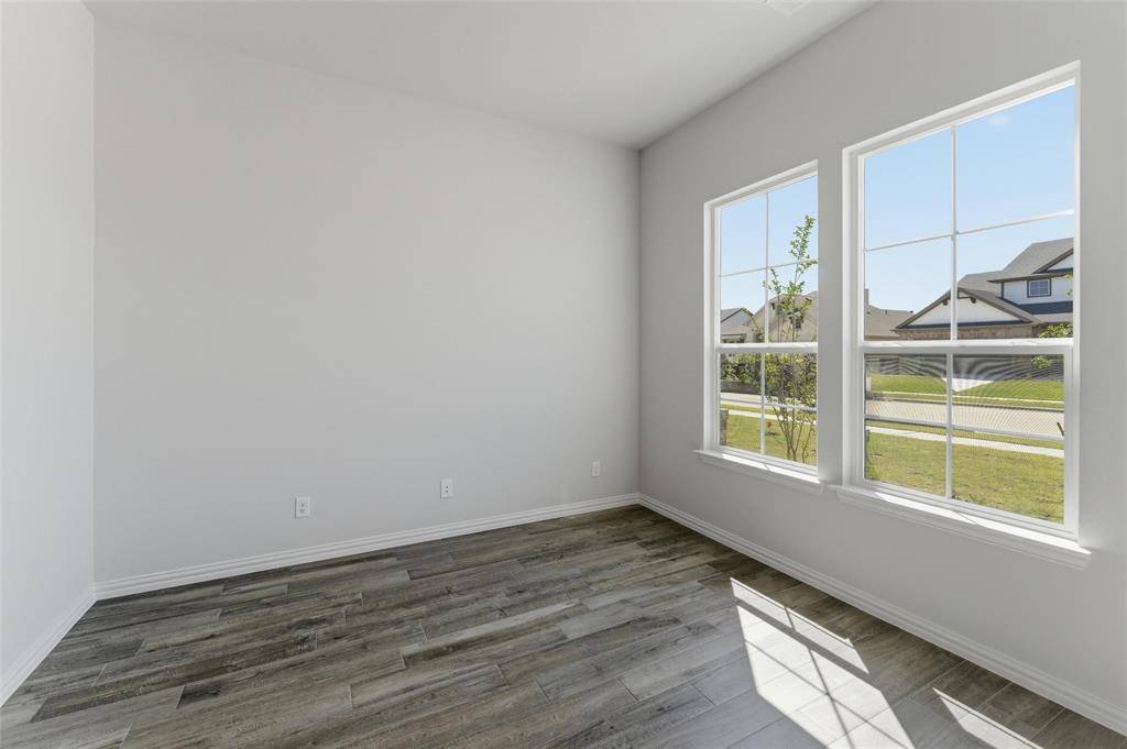 1225 Sabine River Lane, Springtown, TX 76082
