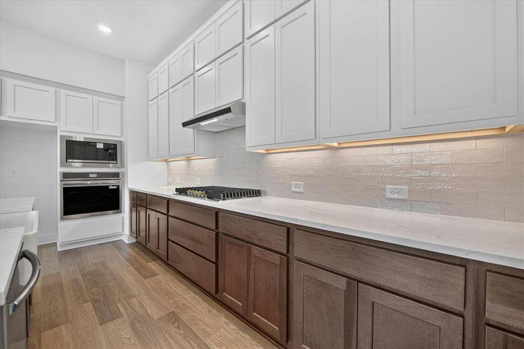 11725 Treehouse Trail, Justin, TX 76247