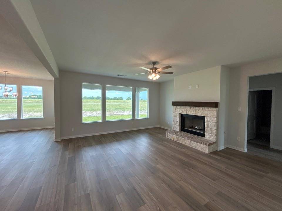 8755 County Road 623, Blue Ridge, TX 75424