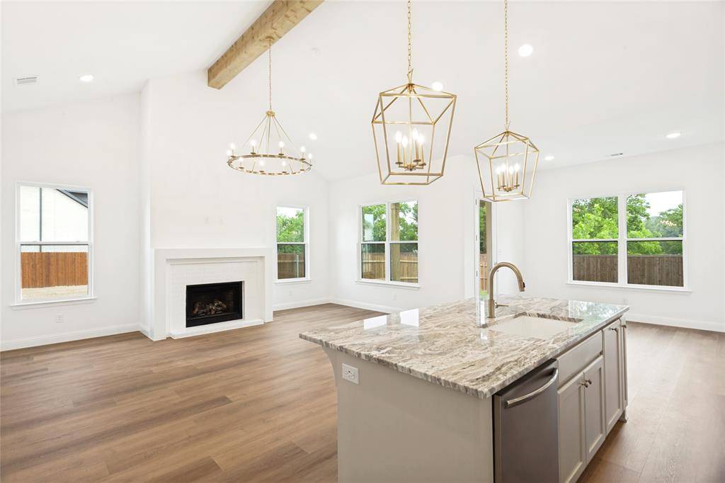 806 Mallard Drive, Aledo, TX 76008