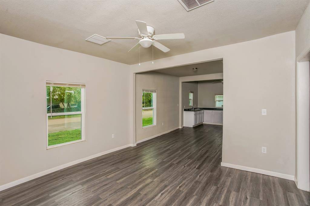 2402 Summer Avenue, Waco, TX 76708