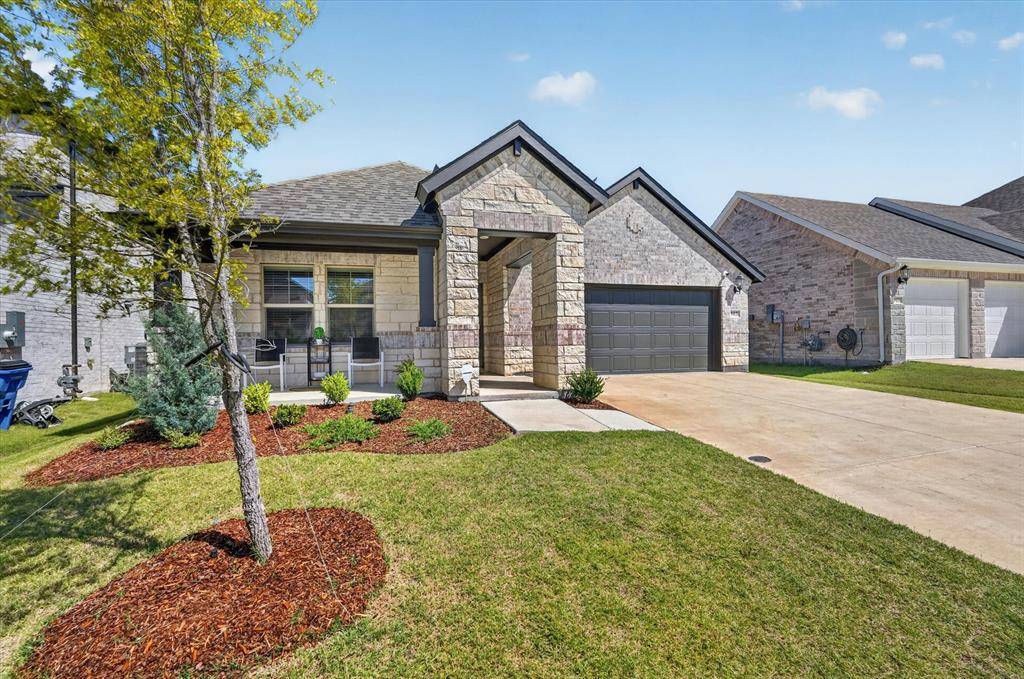 903 Edgehurst Drive, Princeton, TX 75071
