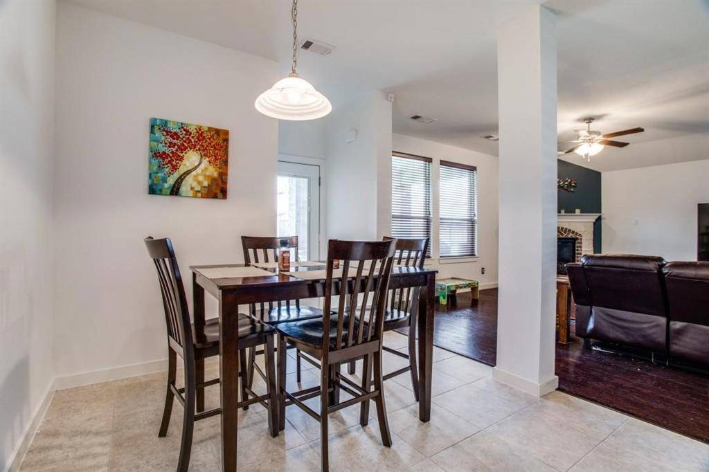 1905 Ranch Trail Road, Aubrey, TX 76227