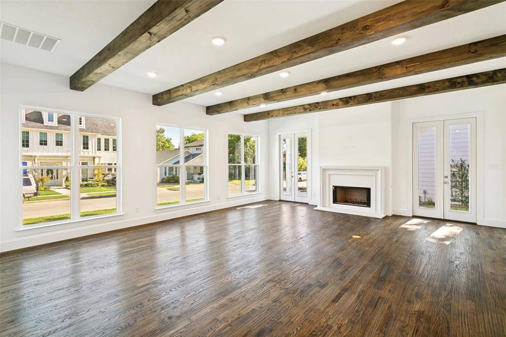 1201 Virginia Place, Fort Worth, TX 76107