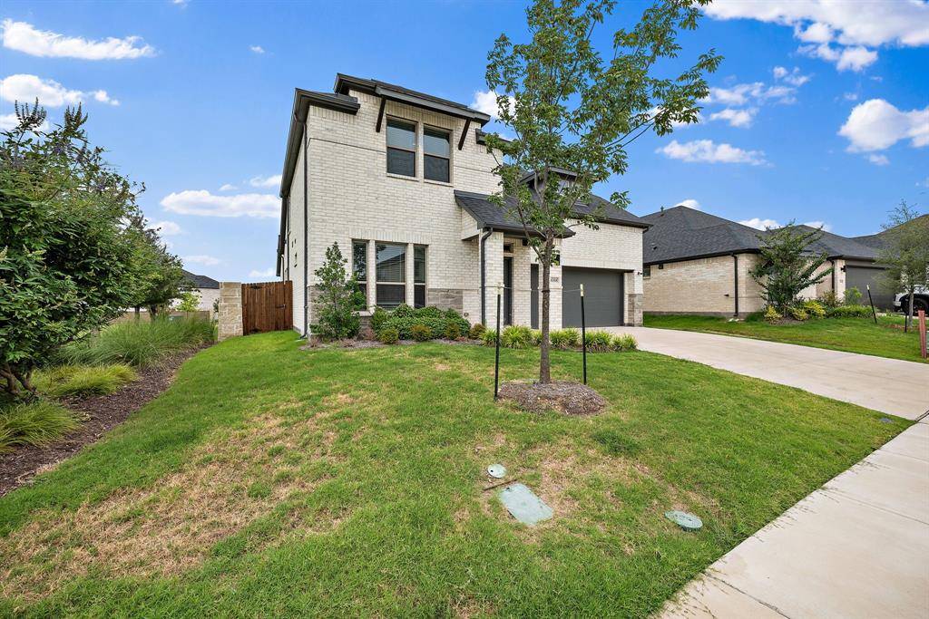 6768 Denim Drive, Fort Worth, TX 76036