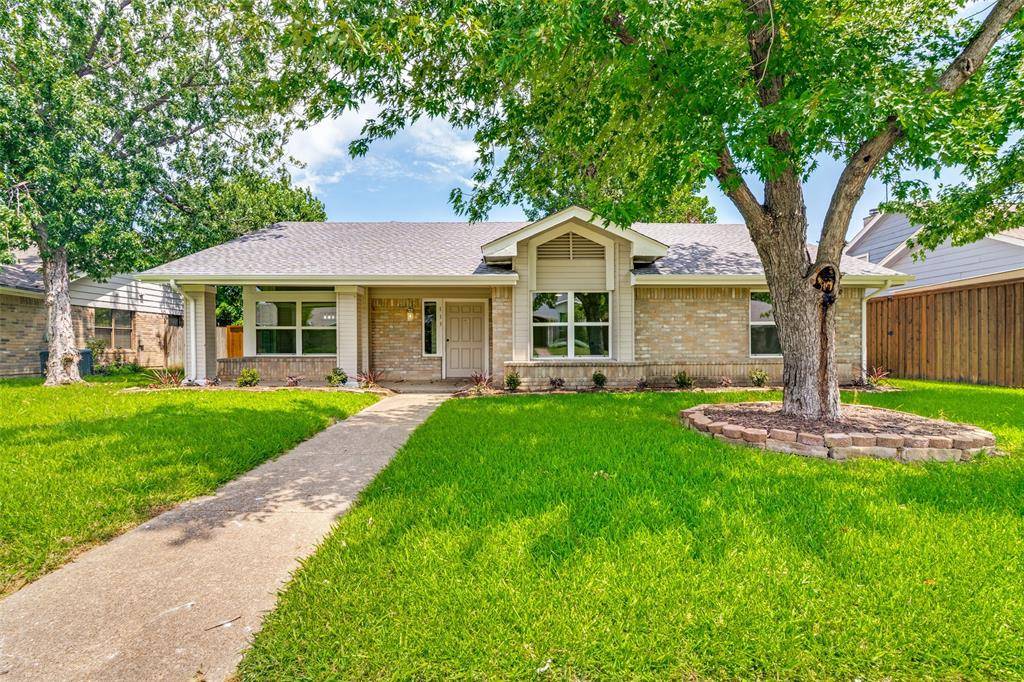 113 Country View Lane, Garland, TX 75043