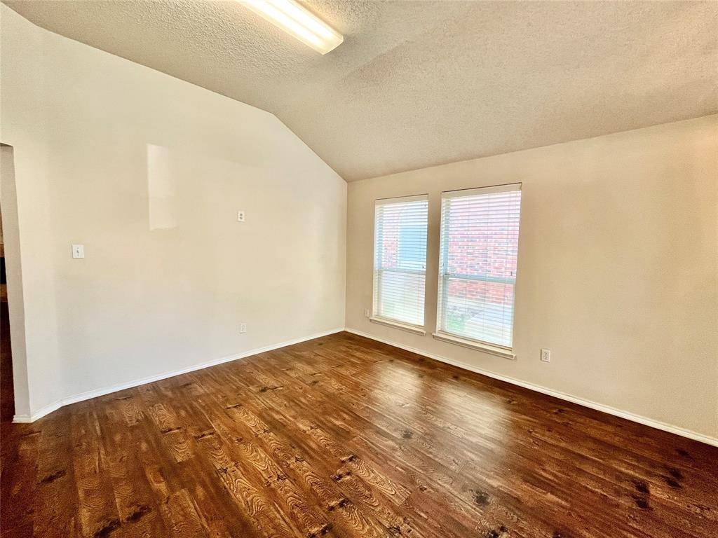 8055 Raleigh Drive, Fort Worth, TX 76123