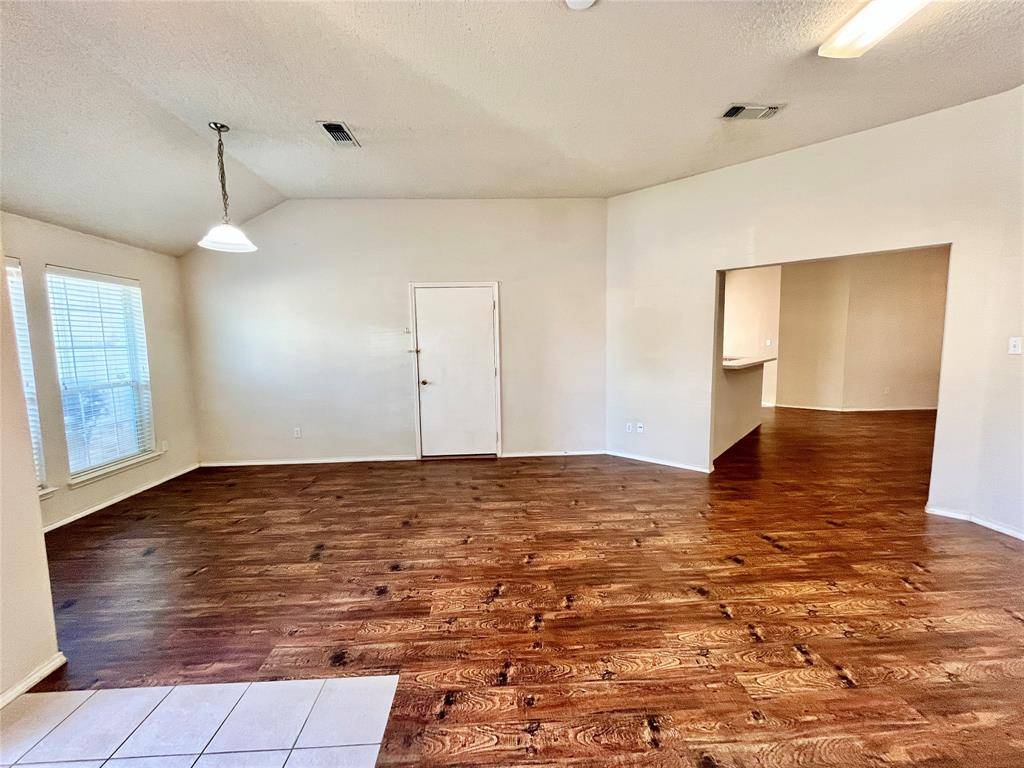 8055 Raleigh Drive, Fort Worth, TX 76123