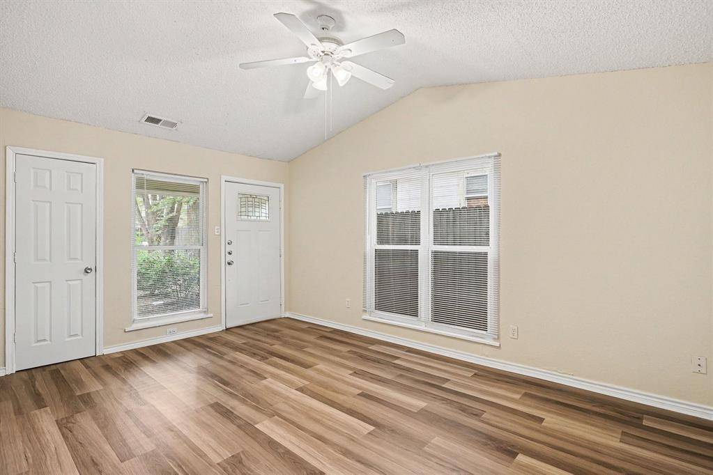 1811 Lipscomb Street, Fort Worth, TX 76110