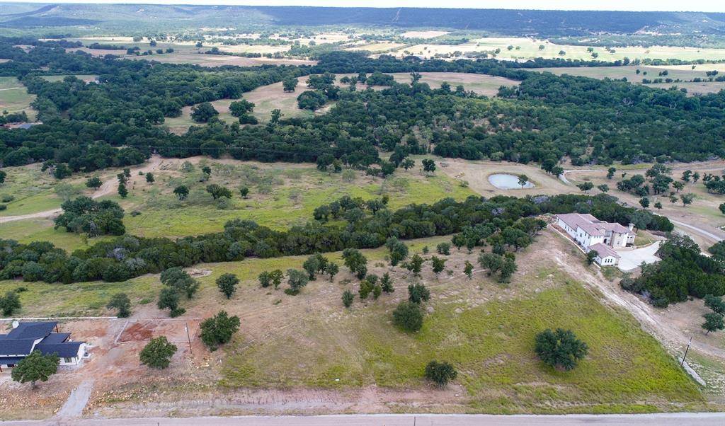 175 Mason Lane, Santo, TX 76472