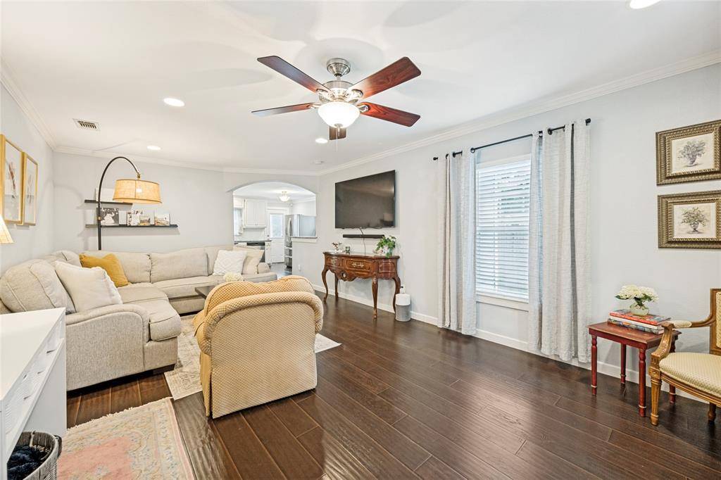 4837 Birchman Avenue, Fort Worth, TX 76107
