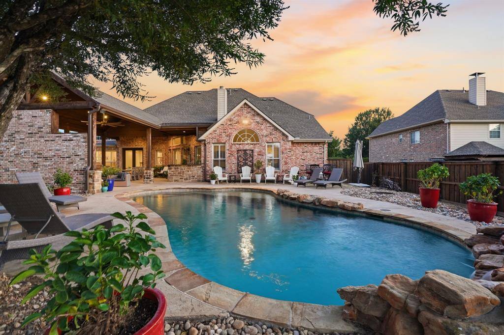 809 Weybridge Lane, Keller, TX 76248