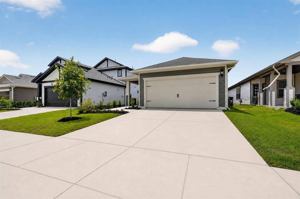 3048 Belton Drive, Farmersville, TX 75442