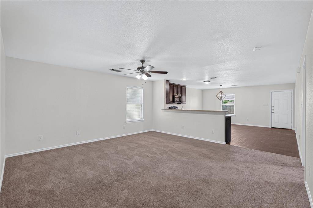1812 Wickham Drive, Burleson, TX 76028