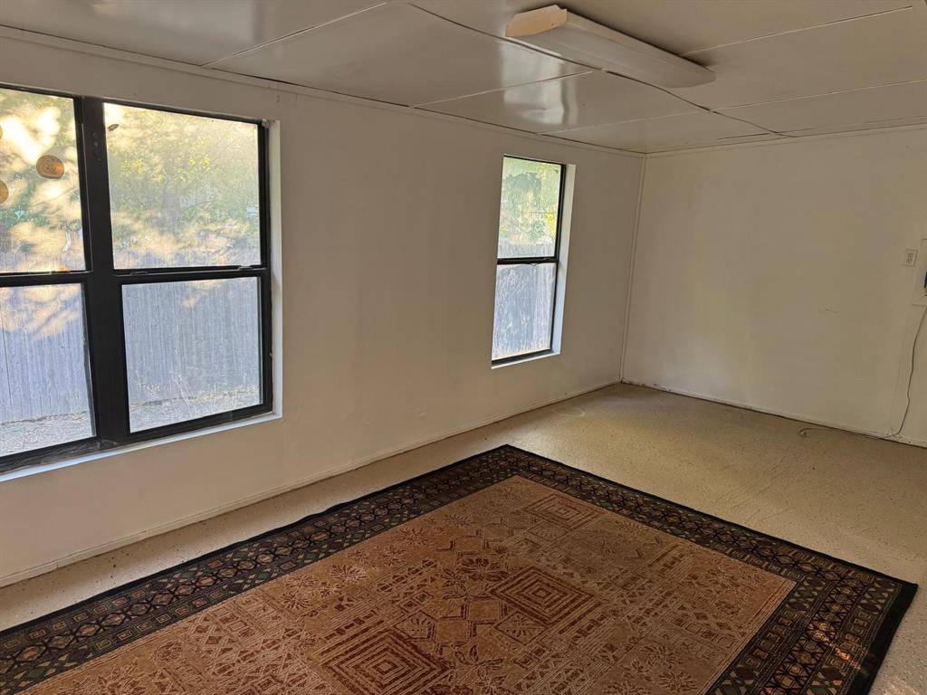 500 Island Court, Irving, TX 75060