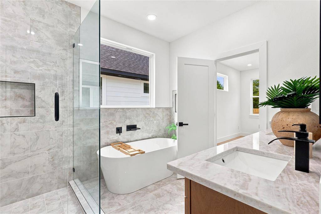 4004 & 4006 S Denley Drive, Dallas, TX 75216