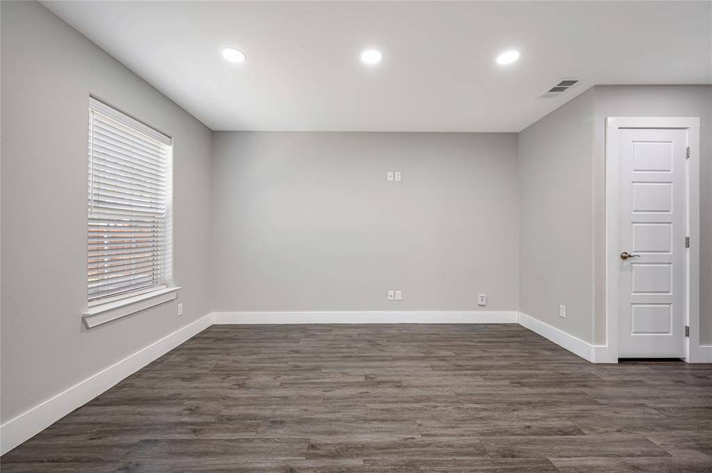 901-903 W Collins Street, Denison, TX 75020