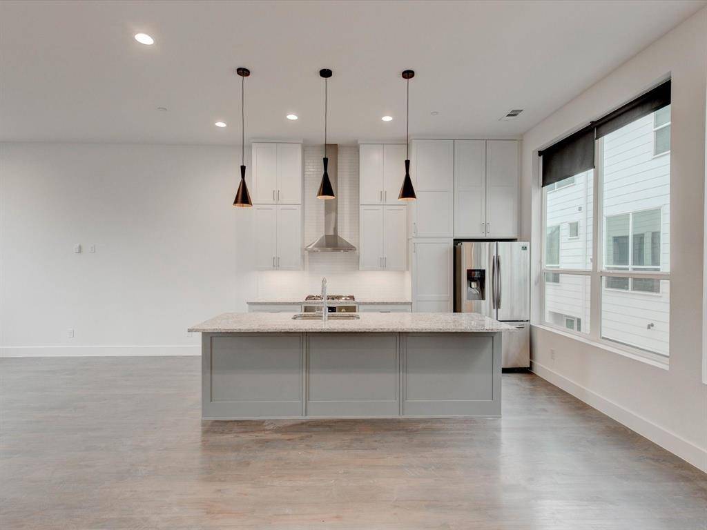 5927 Lindell Avenue #105, Dallas, TX 75206