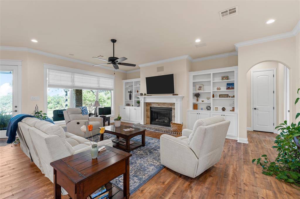 8305 Jonquil Drive, Waco, TX 76708