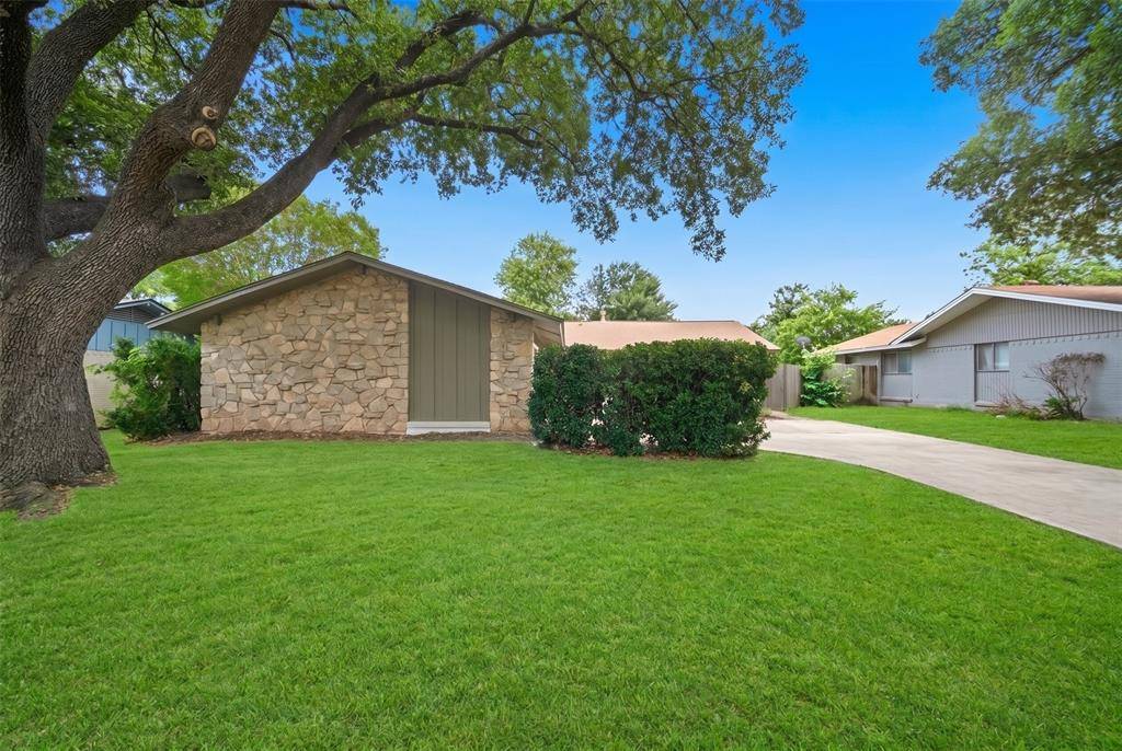 8034 Greenhollow Lane, Dallas, TX 75240