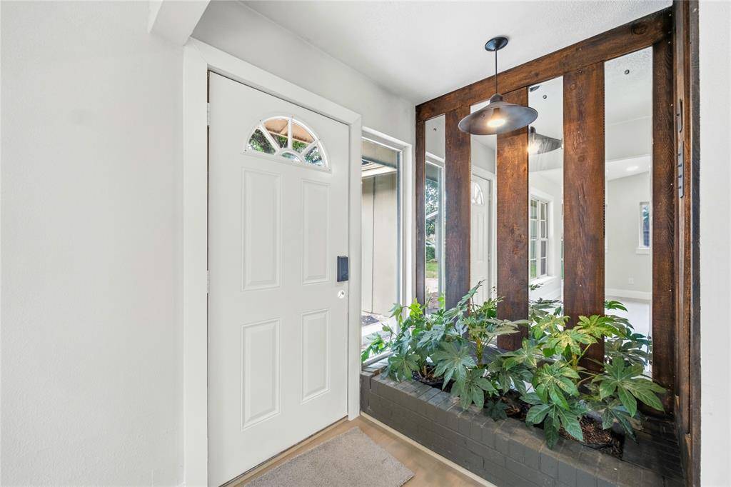 8034 Greenhollow Lane, Dallas, TX 75240
