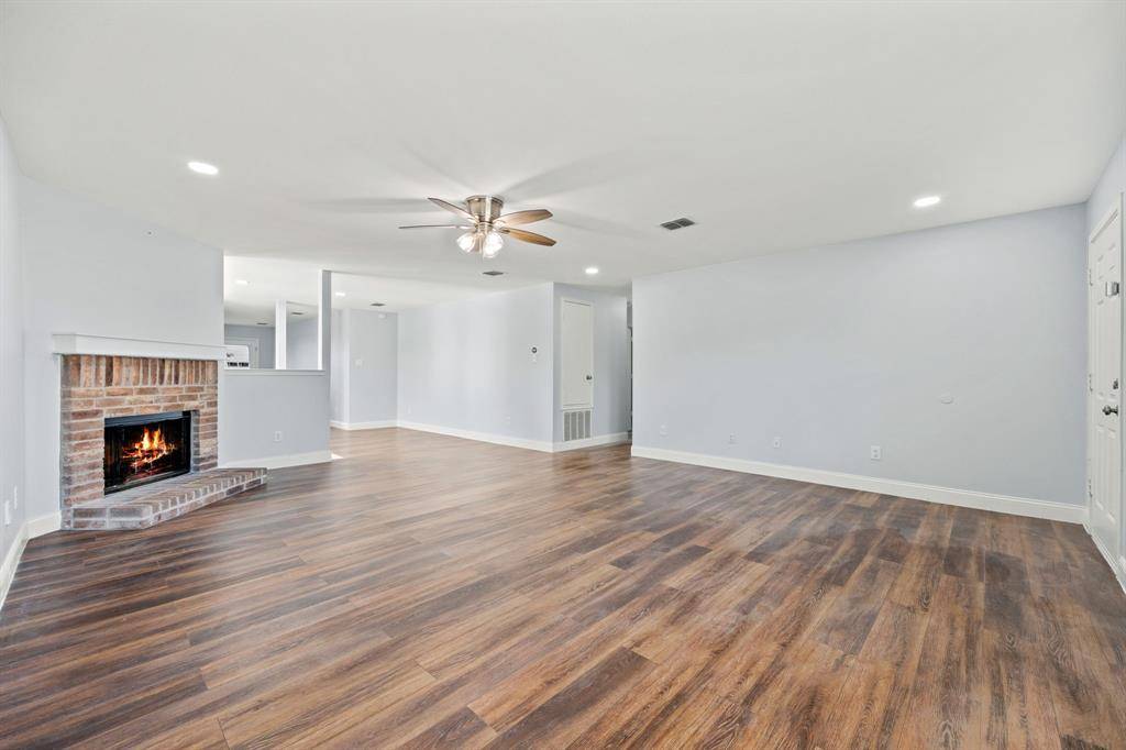 2601 Shorewood Drive, Little Elm, TX 75068