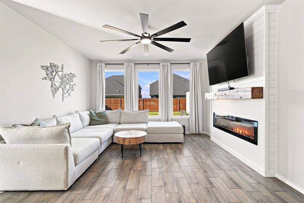 2245 Bellatrix Drive, Haslet, TX 76052