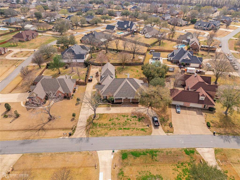 304 Tealwood Drive, Bossier City, LA 71111