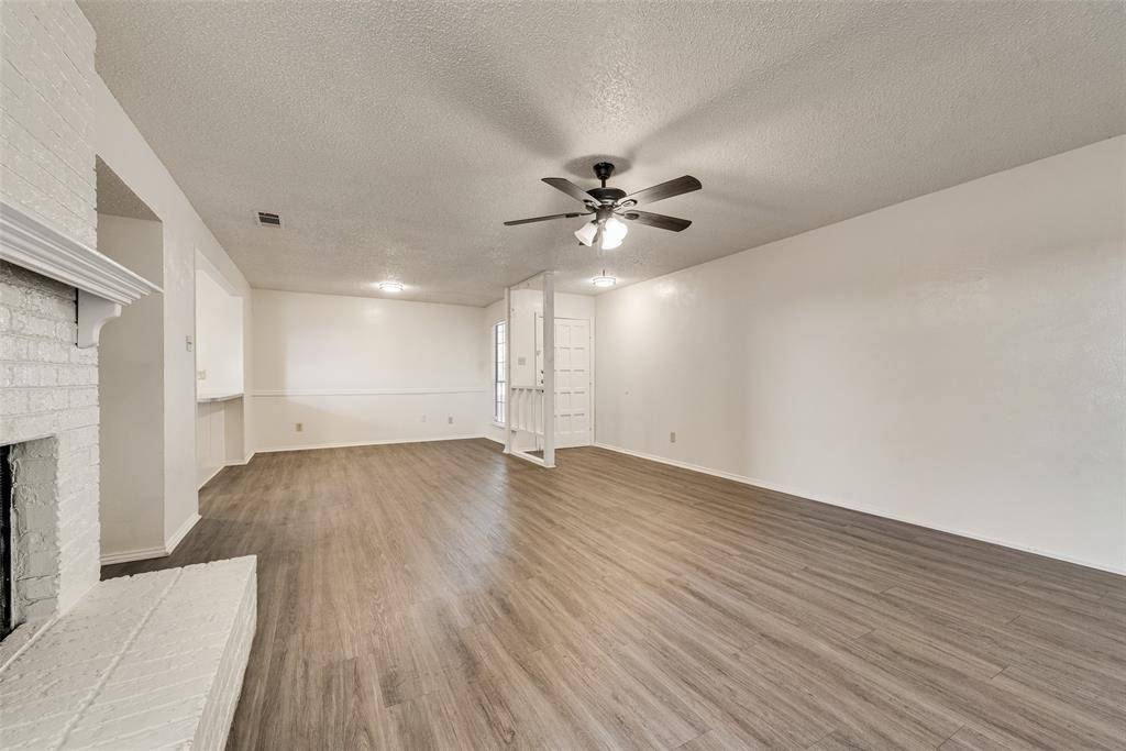 215/217 Silver Creek Drive, Duncanville, TX 75137